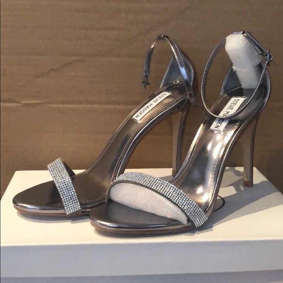 Steve Madden ‘Stecy-S’ Sandal in Pewter NEVER WORN - Picture 3 of 4